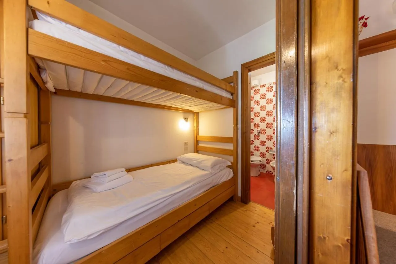 Ca' Marmotta Apartment Cortina d'Ampezzo 0*,